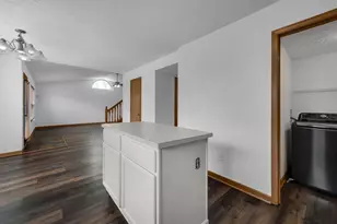 2901 Footloose Dr, Columbus, OH 43231 - Photo 5