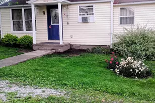 106 Sunset Dr, Hebron, OH 43025 - Photo 1