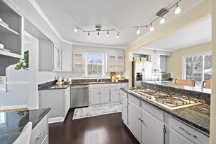 142 W Schreyer Pl, Columbus, OH 43214 - Photo 31