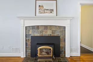 142 W Schreyer Pl, Columbus, OH 43214 - Photo 9