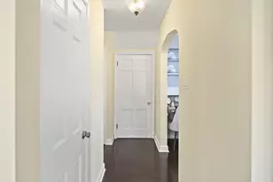 142 W Schreyer Pl, Columbus, OH 43214 - Photo 33