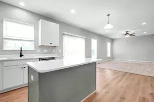 56 Chambers Bay Rd, Commercial Point, OH 43116 - Photo 9