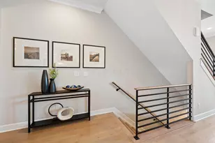 282 Neruda Ave, Columbus, OH 43215 - Photo 15