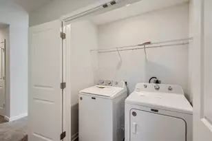 1477 Cardinez Wy, Columbus, OH 43228 - Photo 23