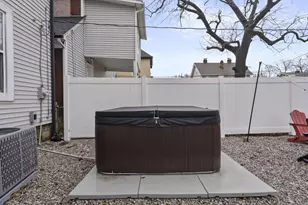 23 E Maynard Ave, Columbus, OH 43202 - Photo 31