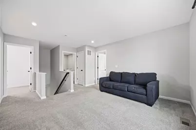 1042 Queen Bee Place, Grove City, OH 43123 - Photo 15