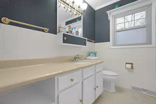 1448 W Sparrow Rd, Springfield, OH 45502 - Photo 13