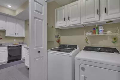 5870 Crooked Creek Boulevard, Grove City, OH 43123 - Photo 19