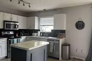 710 Village Blvd, Plain City, OH 43064 - Photo 7