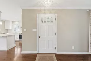 1485 Trentwood Rd, Columbus, OH 43221 - Photo 5