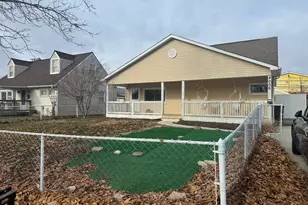 4006 Halsey Pl, Columbus, OH 43228 - Photo 1