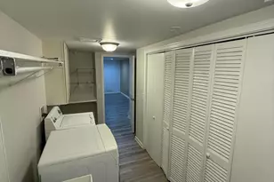 4006 Halsey Pl, Columbus, OH 43228 - Photo 21