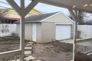 4006 Halsey Pl, Columbus, OH 43228 - Photo 7