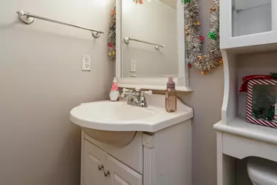 500 Meadows Boulevard, Pickerington, OH 43147 - Photo 17