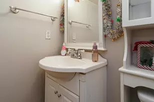 500 Meadows Blvd, Pickerington, OH 43147 - Photo 17