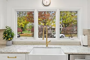 8661 Craigston Ct, Dublin, OH 43017 - Photo 13