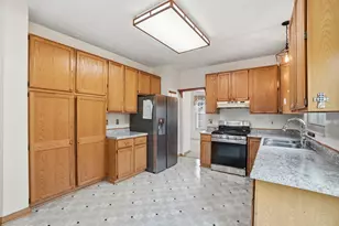 393 Canterbury Ct, Westerville, OH 43082 - Photo 19
