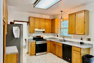 393 Canterbury Ct, Westerville, OH 43082 - Photo 49