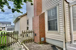 393 Canterbury Ct, Westerville, OH 43082 - Photo 51