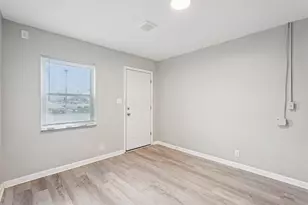 4308 E Main St, Columbus, OH 43213 - Photo 5