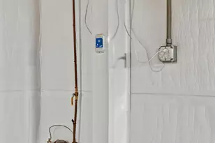 570 Wiltshire Rd, Columbus, OH 43204 - Photo 19