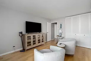 1000 Urlin Ave, Columbus, OH 43212 - Photo 27