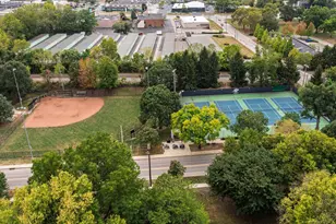 1000 Urlin Ave, Columbus, OH 43212 - Photo 9