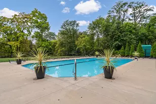 1000 Urlin Ave, Columbus, OH 43212 - Photo 33