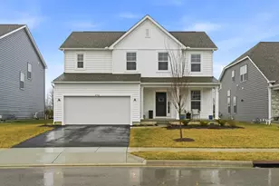 2702 Fieldwin Dr, Blacklick, OH 43004 - Photo 1