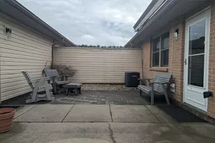 1977 Willoughby Ave, Springfield, OH 45502 - Photo 17