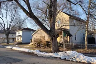 429 E Locust St, Lancaster, OH 43130 - Photo 3