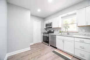 1398 Manchester Ave, Columbus, OH 43211 - Photo 17