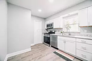 1398 Manchester Ave, Columbus, OH 43211 - Photo 5