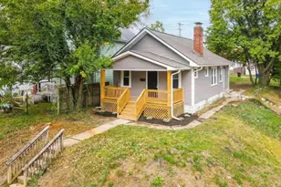 1398 Manchester Ave, Columbus, OH 43211 - Photo 1