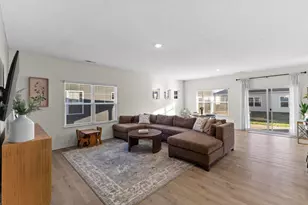 489 Helena Dr, Plain City, OH 43064 - Photo 7