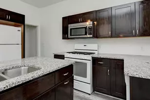 683 S Champion Ave, Columbus, OH 43205 - Photo 9