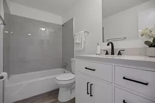 1022 Galliton Ct, Columbus, OH 43220 - Photo 15