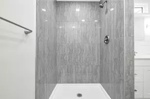 624 Cooper Ave, Bellefontaine, OH 43311 - Photo 17