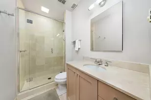 1 Miranova Pl, Columbus, OH 43215 - Photo 37