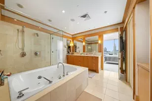 1 Miranova Pl, Columbus, OH 43215 - Photo 29