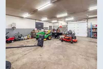 2295 Olmstead Road, West Jefferson, OH 43162 - Photo 45