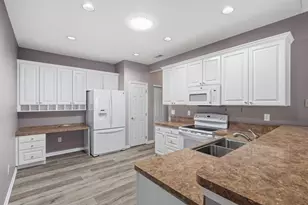 92 Jonathan Dr, Heath, OH 43056 - Photo 9