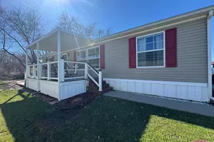 1100 Thornwood Dr SW, Heath, OH 43056 - Photo 1