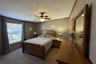 1100 Thornwood Dr SW, Heath, OH 43056 - Photo 9