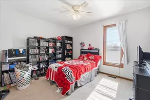 300 Wedgewood Ct, Circleville, OH 43113 - Photo 17