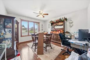 300 Wedgewood Ct, Circleville, OH 43113 - Photo 13