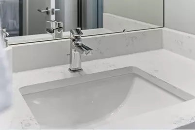 251 E 3rd Avenue, Columbus, OH 43201 - Photo 37