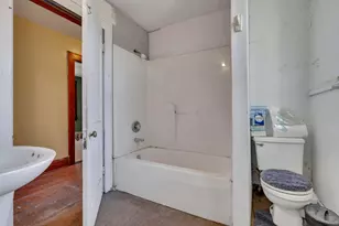 235 W Main St, Logan, OH 43138 - Photo 29