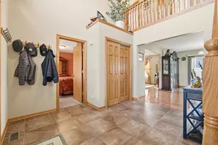 10020 Green Valley Rd, Mount Vernon, OH 43050 - Photo 7