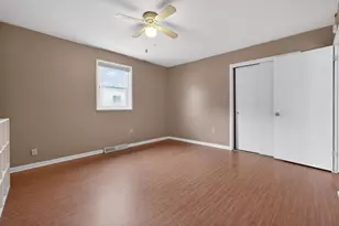 396 Pasadena Ave, Columbus, OH 43228 - Photo 17